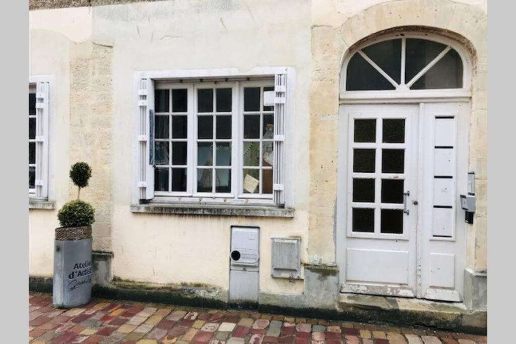 Ferienwohnung Au Coeur Du Vieux Bayeux, Logement De Charme Exterior foto