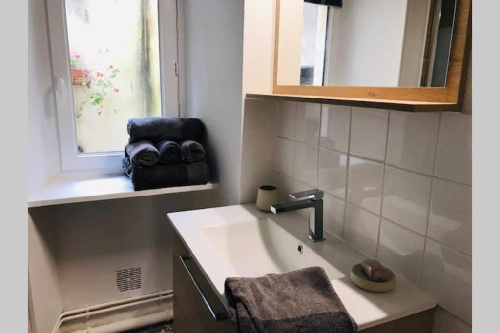 Ferienwohnung Au Coeur Du Vieux Bayeux, Logement De Charme Exterior foto