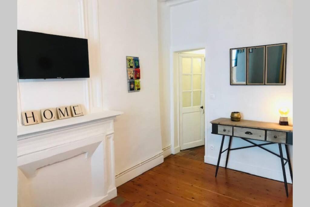 Ferienwohnung Au Coeur Du Vieux Bayeux, Logement De Charme Exterior foto